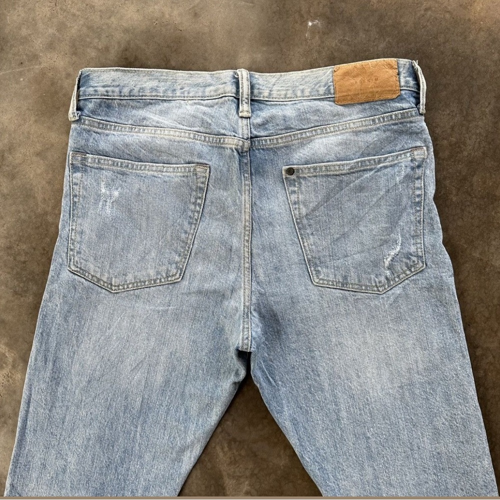 H&M Light Blue Distressed Jeans - Picture 14 of 16
